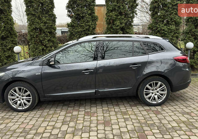 Серый Рено Меган, объемом двигателя 1.5 л и пробегом 222 тыс. км за 9999 $, фото 5 на Automoto.ua