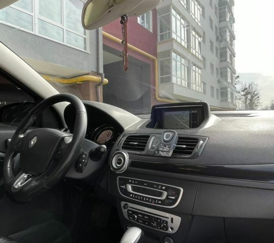 Серый Рено Меган, объемом двигателя 1.46 л и пробегом 229 тыс. км за 6500 $, фото 21 на Automoto.ua