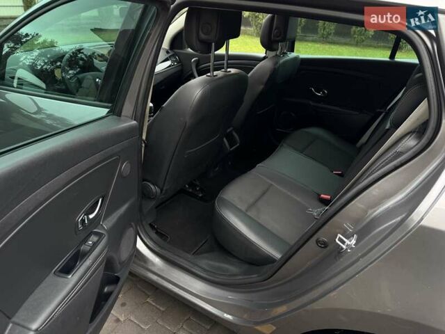 Серый Рено Меган, объемом двигателя 1.46 л и пробегом 233 тыс. км за 9800 $, фото 32 на Automoto.ua
