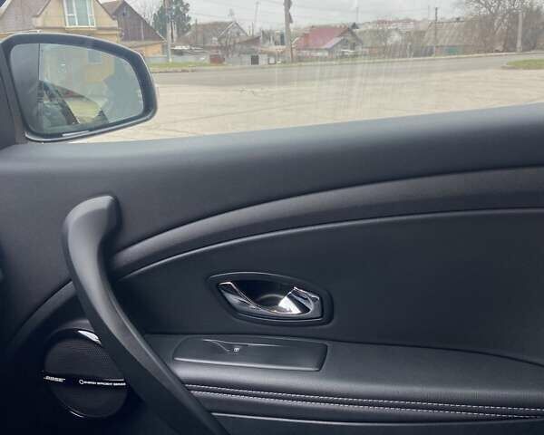 Серый Рено Меган, объемом двигателя 1.46 л и пробегом 270 тыс. км за 7400 $, фото 8 на Automoto.ua