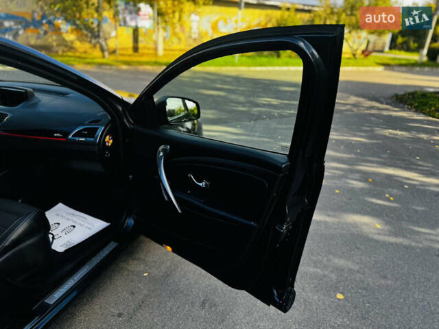 Серый Рено Меган, объемом двигателя 1.5 л и пробегом 280 тыс. км за 8999 $, фото 35 на Automoto.ua