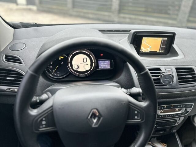 Сірий Рено Меган, об'ємом двигуна 1.5 л та пробігом 320 тис. км за 8300 $, фото 11 на Automoto.ua