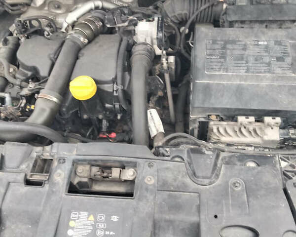 Сірий Рено Меган, об'ємом двигуна 1.46 л та пробігом 230 тис. км за 7900 $, фото 16 на Automoto.ua