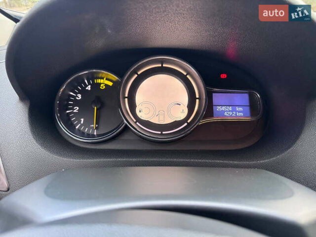Сірий Рено Меган, об'ємом двигуна 1.46 л та пробігом 254 тис. км за 8900 $, фото 17 на Automoto.ua