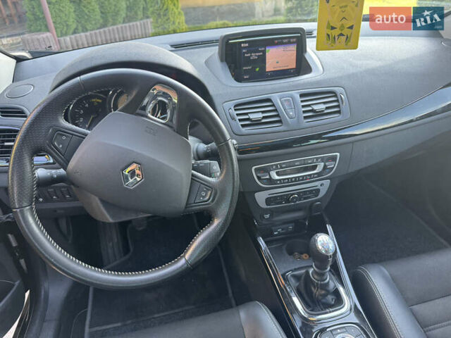 Серый Рено Меган, объемом двигателя 1.46 л и пробегом 239 тыс. км за 9400 $, фото 1 на Automoto.ua