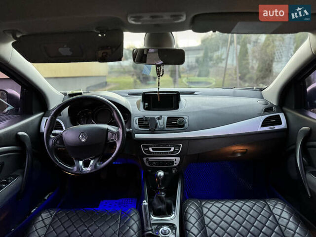Рено Меган 2013 у Львові на Automoto.ua Сірий Рено Меган, об'ємом двигуна 1.46 л та пробігом 228 тис. км за 9200 $, фото 20 на Automoto.ua
