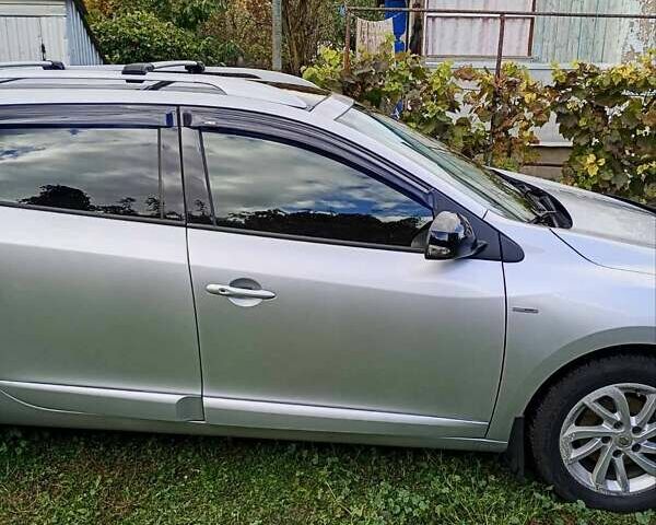 Серый Рено Меган, объемом двигателя 1.46 л и пробегом 230 тыс. км за 8400 $, фото 10 на Automoto.ua