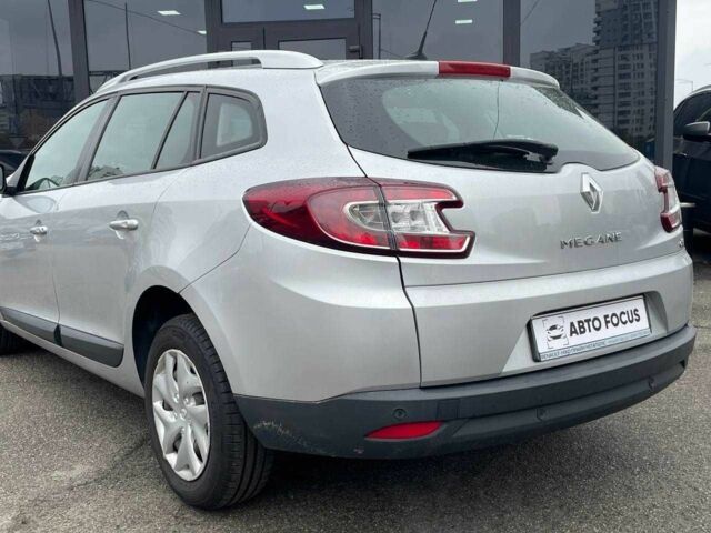 Сірий Рено Меган, об'ємом двигуна 1.5 л та пробігом 310 тис. км за 7990 $, фото 5 на Automoto.ua