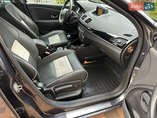 Сірий Рено Меган, об'ємом двигуна 1.5 л та пробігом 258 тис. км за 8500 $, фото 14 на Automoto.ua