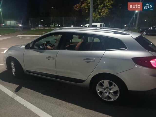 Серый Рено Меган, объемом двигателя 1.5 л и пробегом 311 тыс. км за 8000 $, фото 3 на Automoto.ua