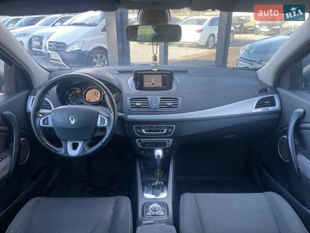Серый Рено Меган, объемом двигателя 1.46 л и пробегом 225 тыс. км за 8990 $, фото 12 на Automoto.ua