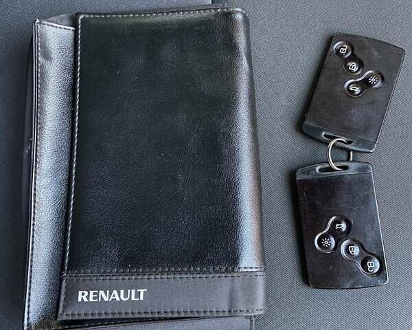 Серый Рено Меган, объемом двигателя 1.5 л и пробегом 194 тыс. км за 8850 $, фото 167 на Automoto.ua