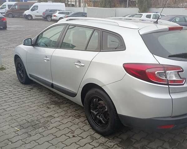 Серый Рено Меган, объемом двигателя 1.46 л и пробегом 244 тыс. км за 6500 $, фото 6 на Automoto.ua