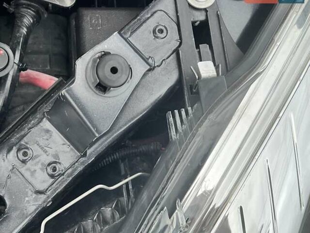 Серый Рено Меган, объемом двигателя 1.46 л и пробегом 230 тыс. км за 7470 $, фото 92 на Automoto.ua