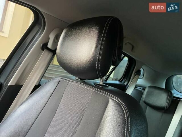 Серый Рено Меган, объемом двигателя 1.5 л и пробегом 194 тыс. км за 8850 $, фото 128 на Automoto.ua