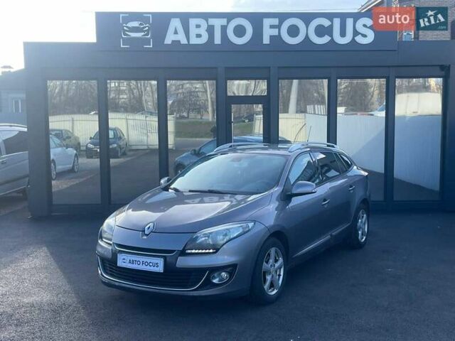 Серый Рено Меган, объемом двигателя 1.46 л и пробегом 225 тыс. км за 8990 $, фото 3 на Automoto.ua