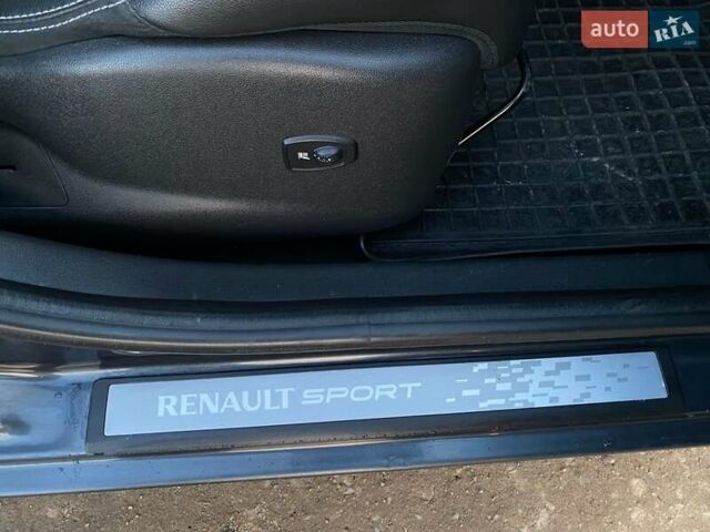 Серый Рено Меган, объемом двигателя 1.46 л и пробегом 256 тыс. км за 7700 $, фото 39 на Automoto.ua