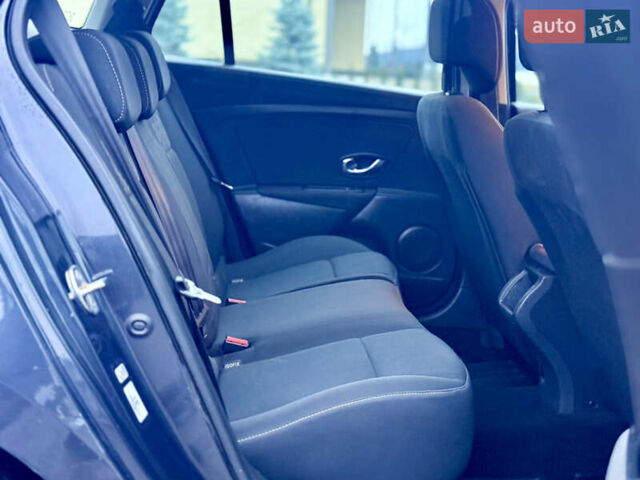 Сірий Рено Меган, об'ємом двигуна 1.6 л та пробігом 243 тис. км за 7499 $, фото 37 на Automoto.ua