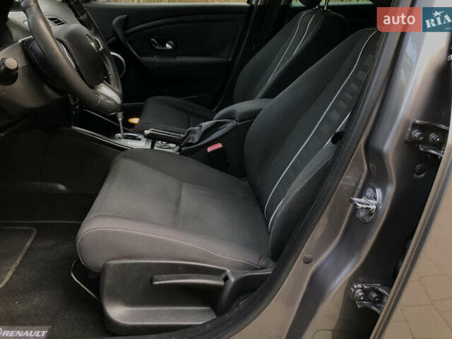 Серый Рено Меган, объемом двигателя 1.5 л и пробегом 256 тыс. км за 8350 $, фото 66 на Automoto.ua