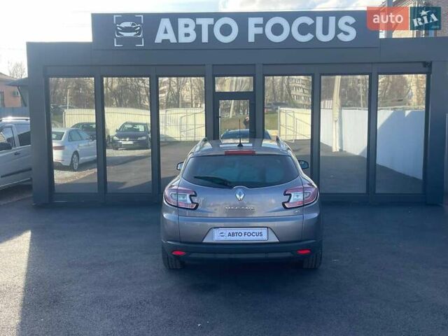 Серый Рено Меган, объемом двигателя 1.46 л и пробегом 225 тыс. км за 8990 $, фото 6 на Automoto.ua