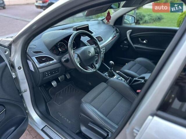 Серый Рено Меган, объемом двигателя 1.5 л и пробегом 258 тыс. км за 8999 $, фото 43 на Automoto.ua