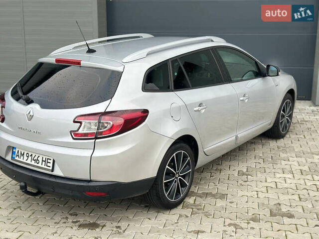 Серый Рено Меган, объемом двигателя 1.6 л и пробегом 197 тыс. км за 7699 $, фото 9 на Automoto.ua