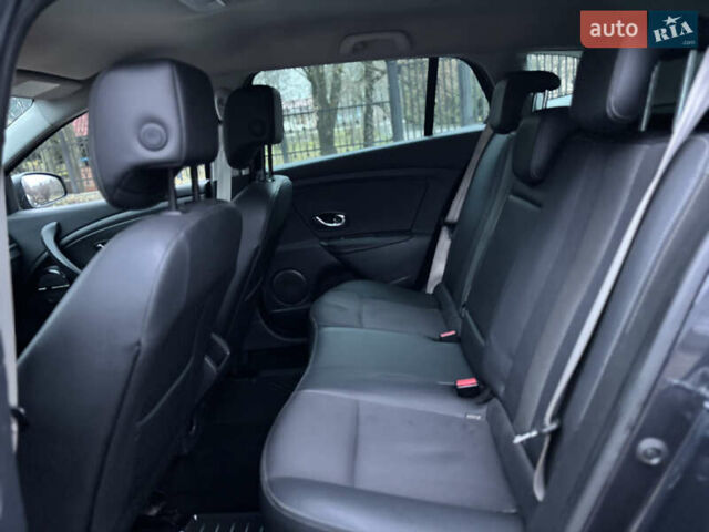 Серый Рено Меган, объемом двигателя 1.5 л и пробегом 264 тыс. км за 7600 $, фото 33 на Automoto.ua