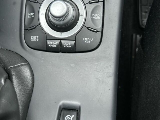 Сірий Рено Меган, об'ємом двигуна 1.5 л та пробігом 320 тис. км за 8300 $, фото 14 на Automoto.ua