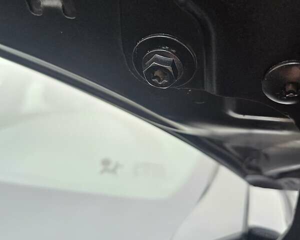 Серый Рено Меган, объемом двигателя 1.6 л и пробегом 173 тыс. км за 7450 $, фото 84 на Automoto.ua