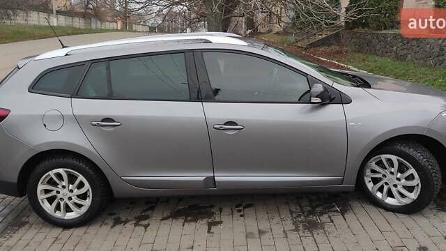 Сірий Рено Меган, об'ємом двигуна 1.46 л та пробігом 390 тис. км за 7700 $, фото 9 на Automoto.ua