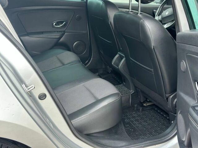 Сірий Рено Меган, об'ємом двигуна 1.6 л та пробігом 197 тис. км за 7699 $, фото 7 на Automoto.ua