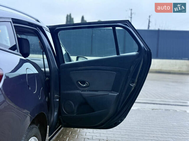 Сірий Рено Меган, об'ємом двигуна 1.6 л та пробігом 243 тис. км за 7499 $, фото 36 на Automoto.ua