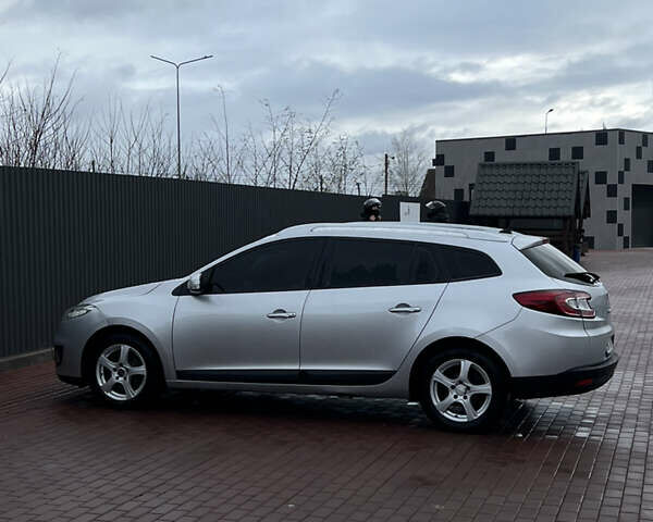 Серый Рено Меган, объемом двигателя 1.5 л и пробегом 262 тыс. км за 7550 $, фото 11 на Automoto.ua