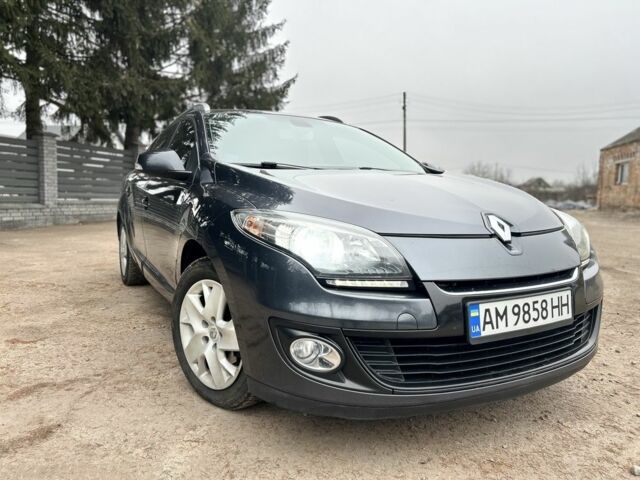 Сірий Рено Меган, об'ємом двигуна 1.5 л та пробігом 320 тис. км за 8300 $, фото 1 на Automoto.ua