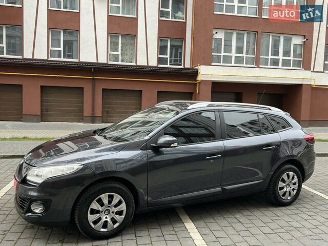 Серый Рено Меган, объемом двигателя 1.5 л и пробегом 203 тыс. км за 7700 $, фото 4 на Automoto.ua
