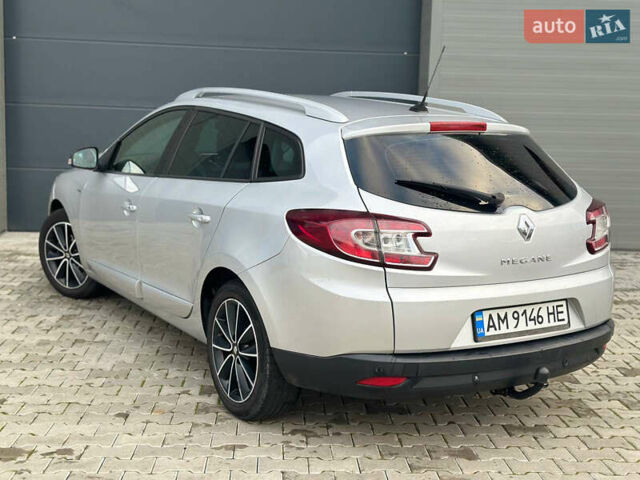 Серый Рено Меган, объемом двигателя 1.6 л и пробегом 197 тыс. км за 7699 $, фото 13 на Automoto.ua