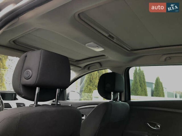 Серый Рено Меган, объемом двигателя 1.5 л и пробегом 256 тыс. км за 8350 $, фото 51 на Automoto.ua