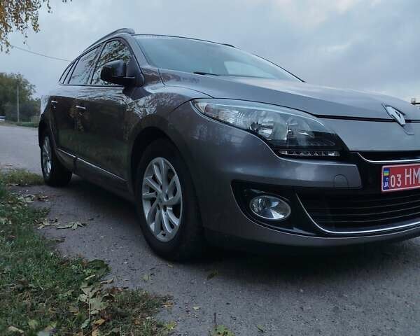 Сірий Рено Меган, об'ємом двигуна 1.46 л та пробігом 270 тис. км за 9100 $, фото 3 на Automoto.ua