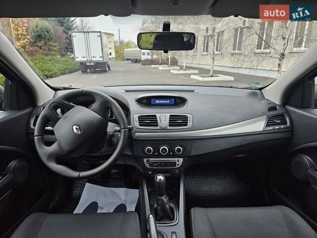 Серый Рено Меган, объемом двигателя 1.6 л и пробегом 173 тыс. км за 7450 $, фото 58 на Automoto.ua