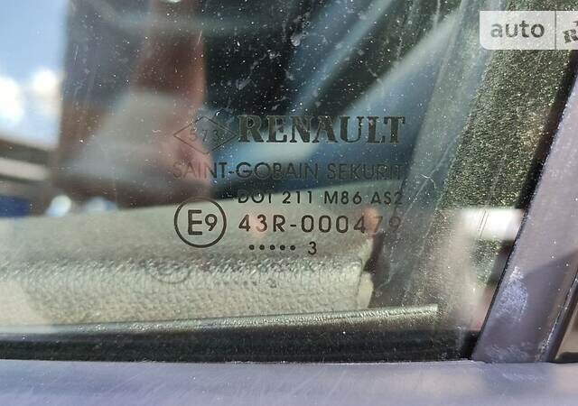 Сірий Рено Меган, об'ємом двигуна 1.5 л та пробігом 179 тис. км за 9800 $, фото 31 на Automoto.ua