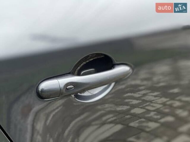 Серый Рено Меган, объемом двигателя 1.46 л и пробегом 230 тыс. км за 7470 $, фото 13 на Automoto.ua