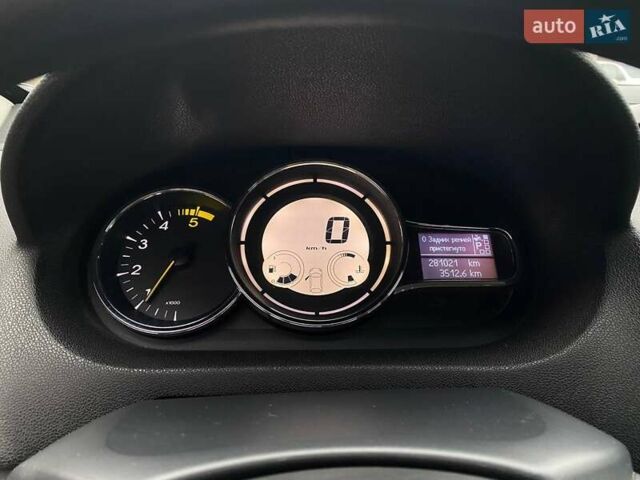 Серый Рено Меган, объемом двигателя 1.46 л и пробегом 281 тыс. км за 7800 $, фото 11 на Automoto.ua