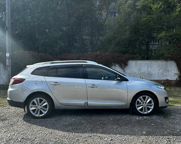 Сірий Рено Меган, об'ємом двигуна 1.5 л та пробігом 246 тис. км за 8800 $, фото 5 на Automoto.ua