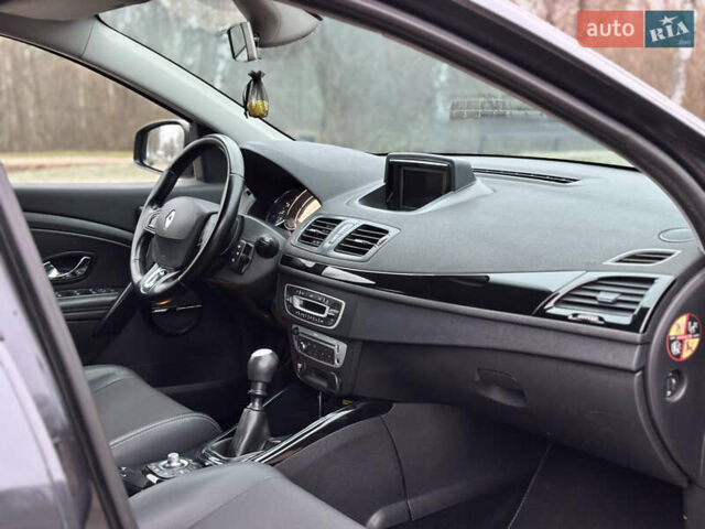 Серый Рено Меган, объемом двигателя 1.5 л и пробегом 264 тыс. км за 7950 $, фото 23 на Automoto.ua