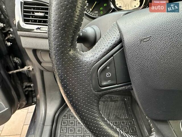 Сірий Рено Меган, об'ємом двигуна 1.5 л та пробігом 258 тис. км за 8500 $, фото 21 на Automoto.ua