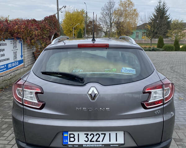 Серый Рено Меган, объемом двигателя 1.46 л и пробегом 183 тыс. км за 9300 $, фото 11 на Automoto.ua