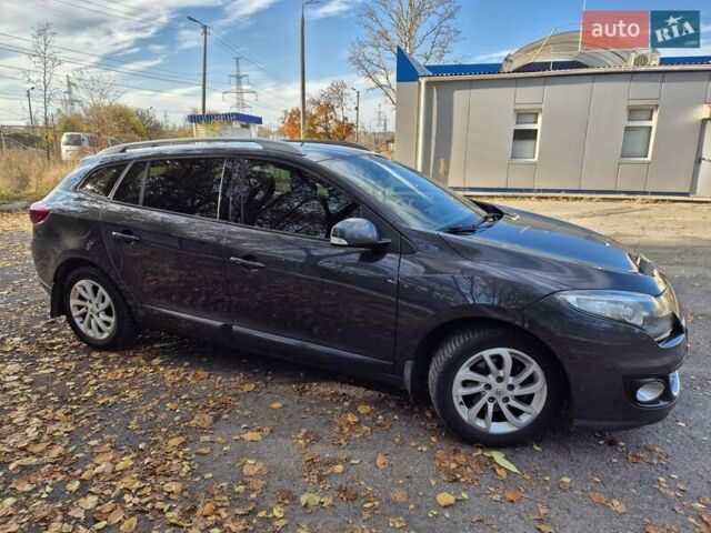 Сірий Рено Меган, об'ємом двигуна 1.5 л та пробігом 302 тис. км за 7700 $, фото 5 на Automoto.ua