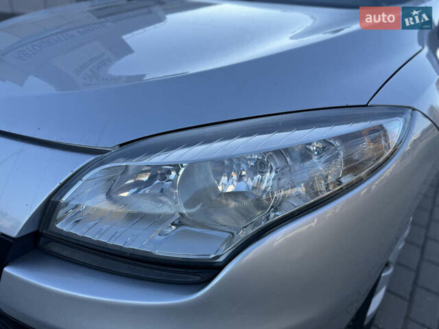 Сірий Рено Меган, об'ємом двигуна 1.5 л та пробігом 250 тис. км за 7250 $, фото 12 на Automoto.ua