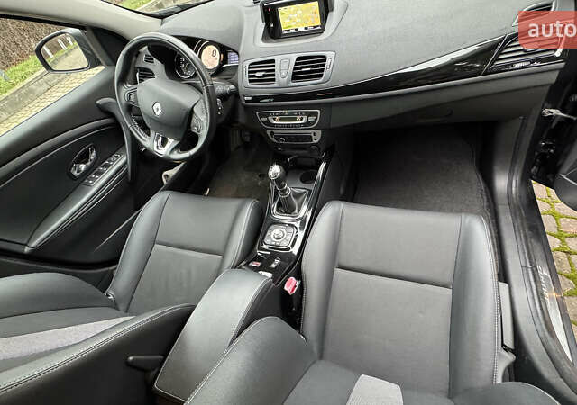 Серый Рено Меган, объемом двигателя 1.5 л и пробегом 222 тыс. км за 9999 $, фото 12 на Automoto.ua
