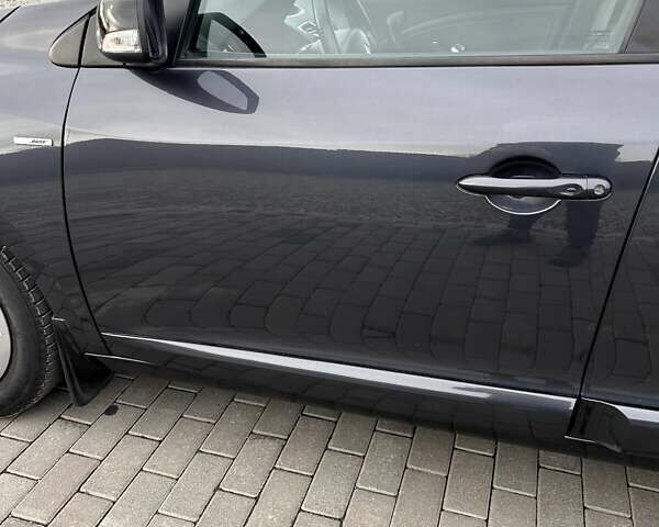 Серый Рено Меган, объемом двигателя 1.5 л и пробегом 247 тыс. км за 8300 $, фото 5 на Automoto.ua